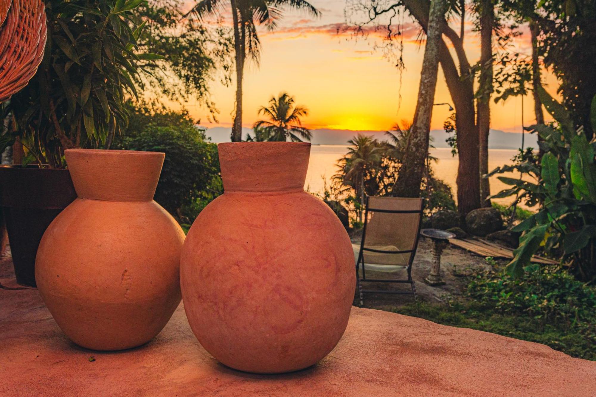 Pousada Sobre A Rocha Praia de Araçatiba エクステリア 写真