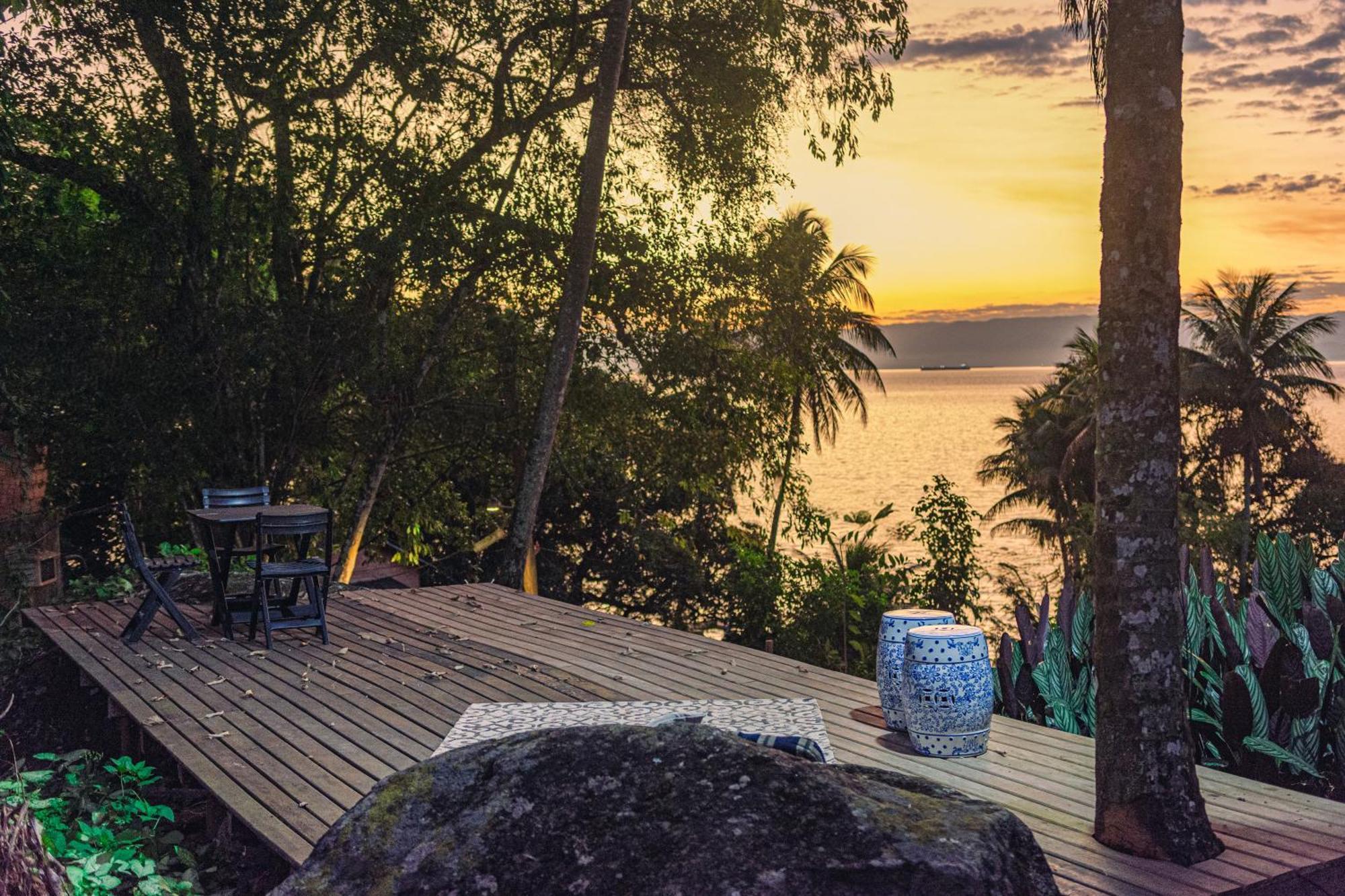 Pousada Sobre A Rocha Praia de Araçatiba エクステリア 写真